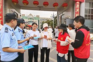 范德比尔特：我是带伤复出 因为我觉得我们有机会争冠